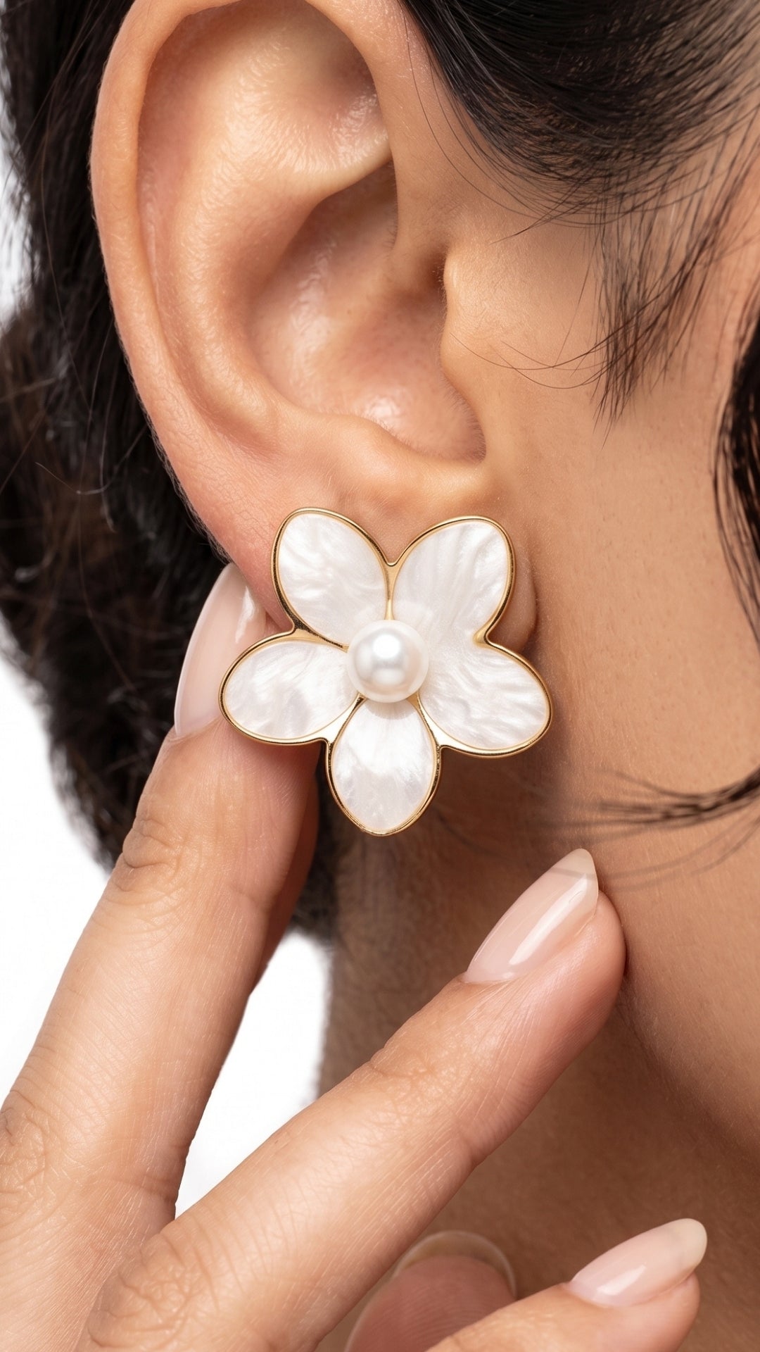 Bloom Pearl Earrings