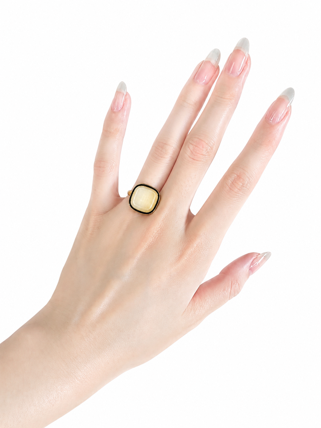 Elara Square Ring