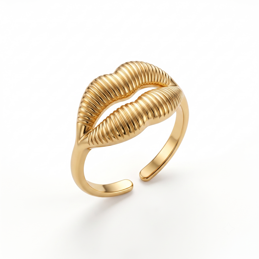 Sculpted Lips Ring