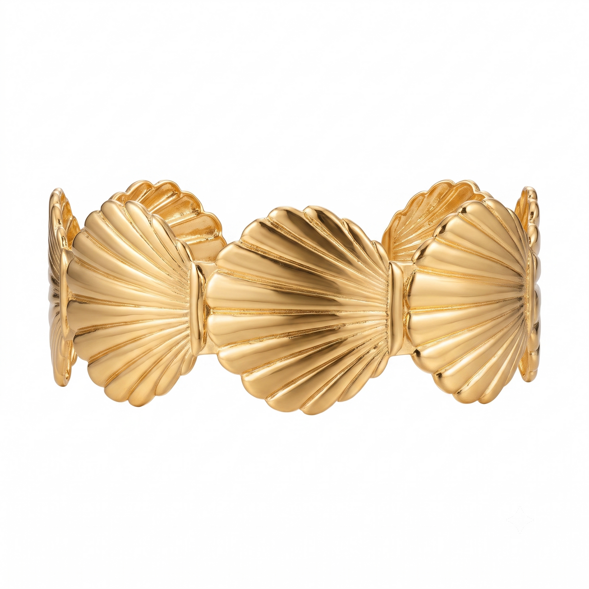 Aurelia Shell Cuff