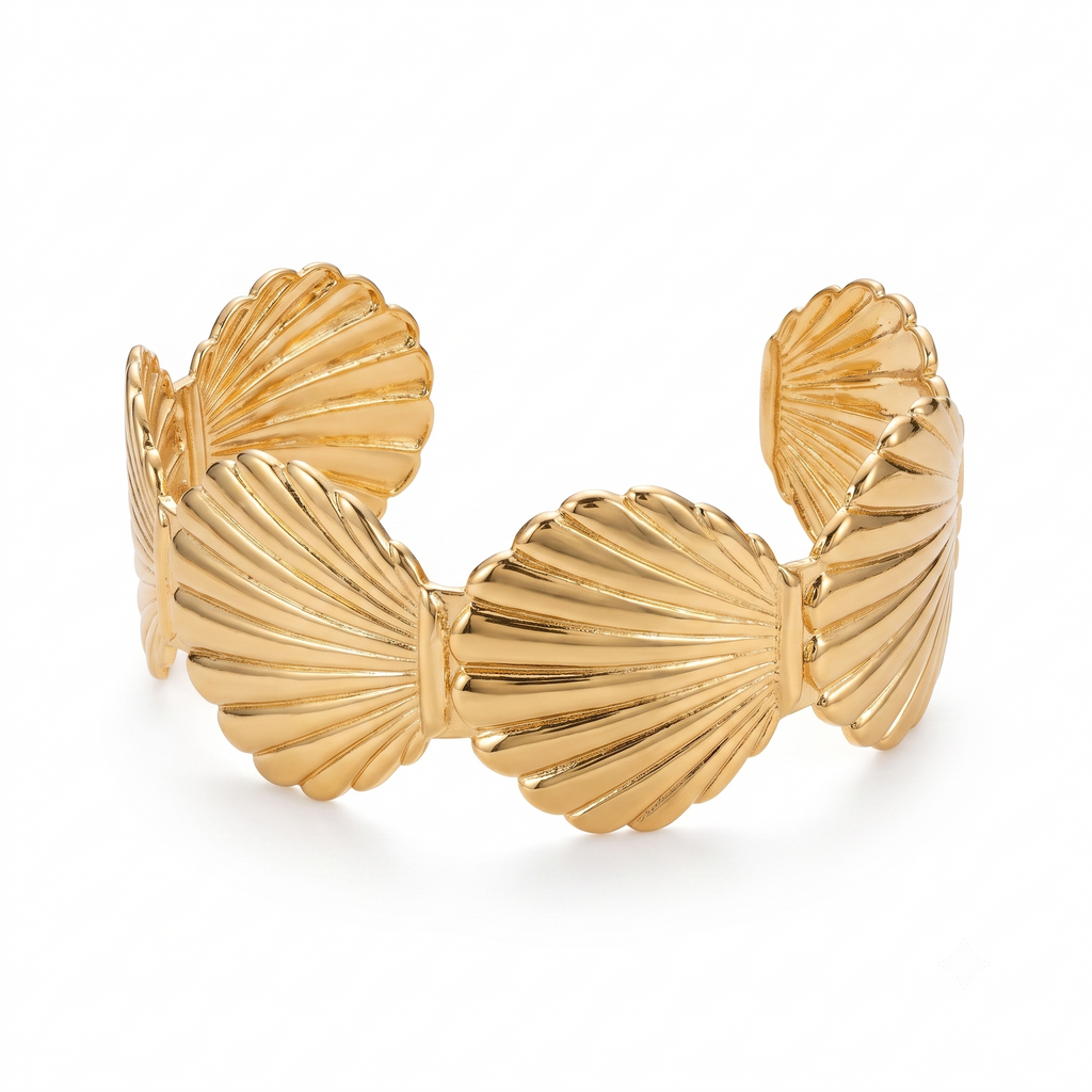 Aurelia Shell Cuff