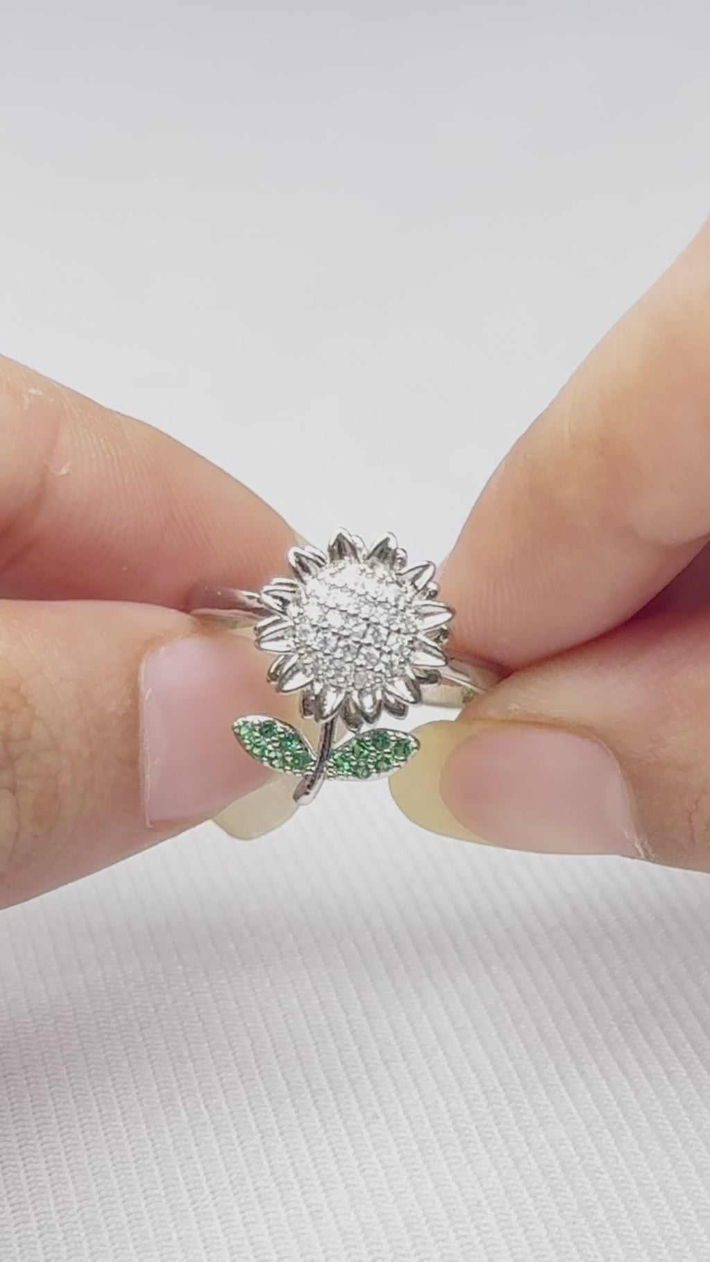 Daisy Fidget Ring